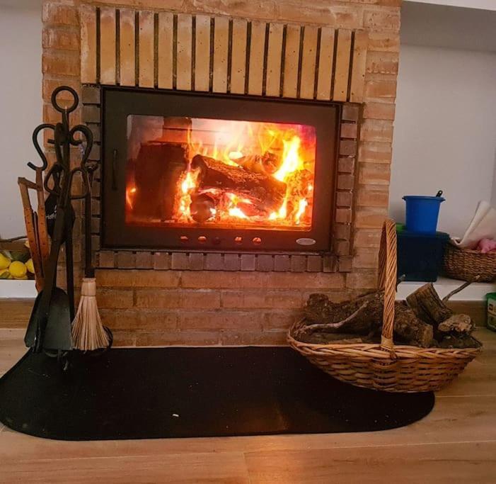 Acogedor Chalet Familiar En La Sierra Calderona Naquera Luaran gambar